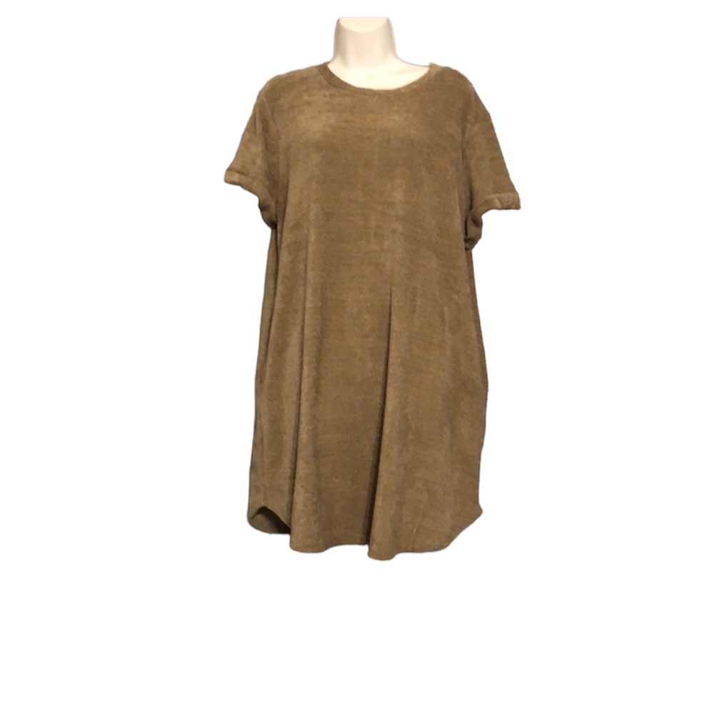 NWT ♥️Kiki Lynn’s cozy sweater dress with pockets ❤️